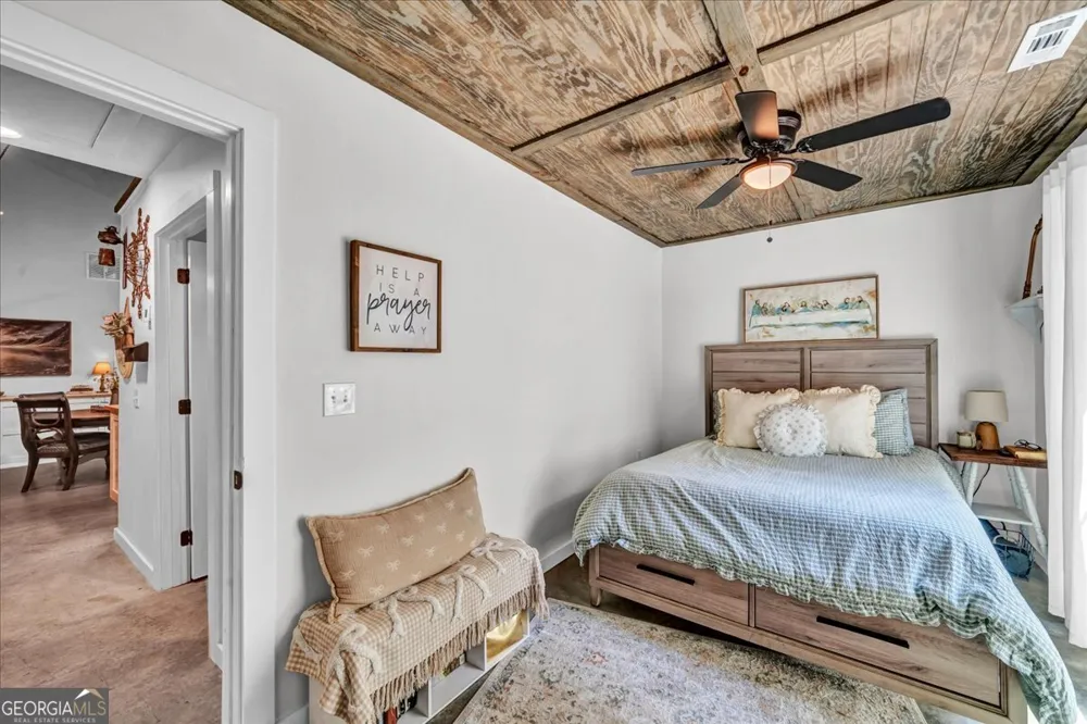 627 Johnstonville RD Barnesville, GA 30204