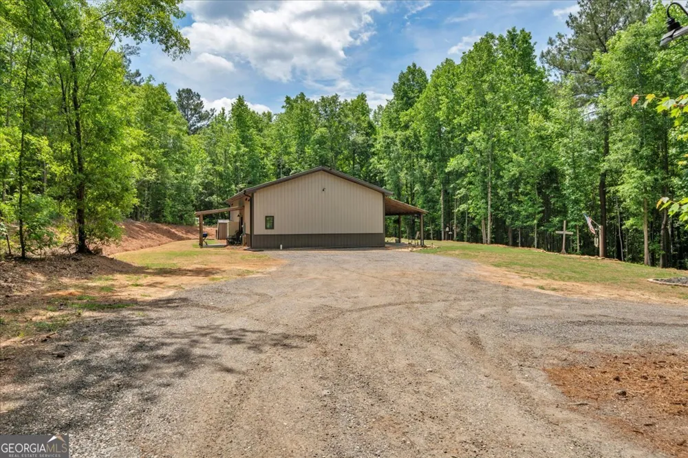 627 Johnstonville RD Barnesville, GA 30204