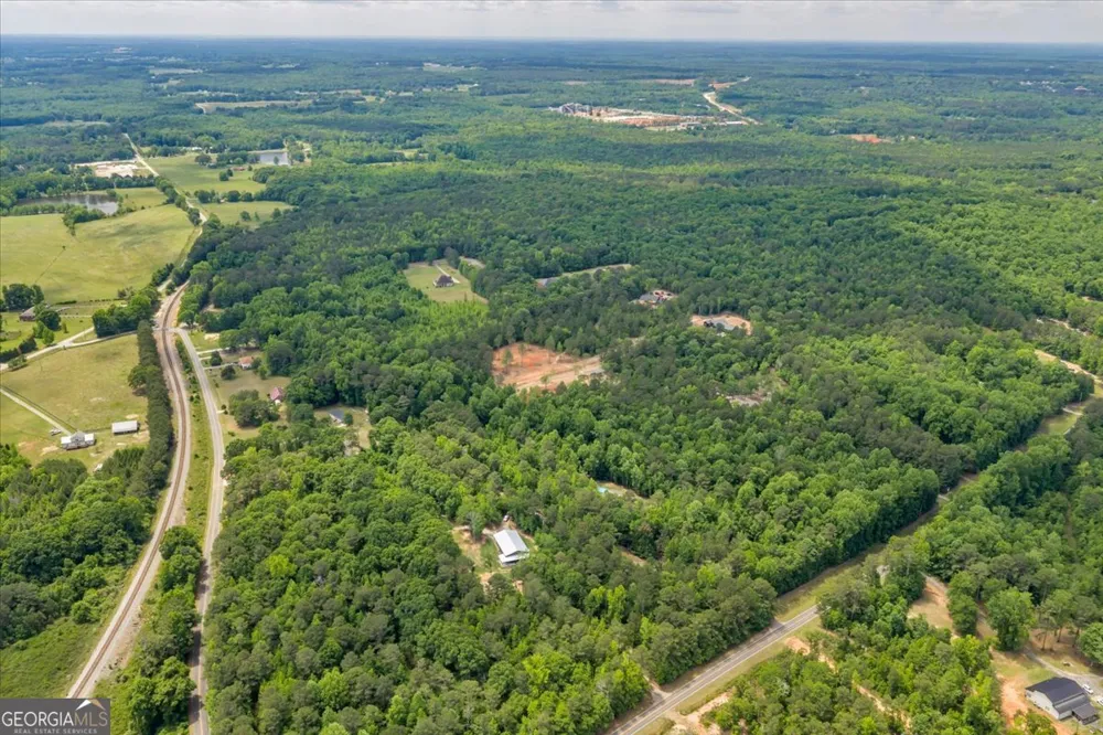 627 Johnstonville RD Barnesville, GA 30204