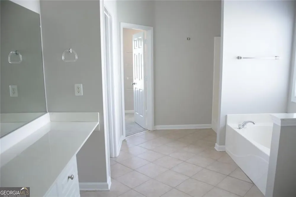 982 Apalachee Run TRL Dacula, GA 30019