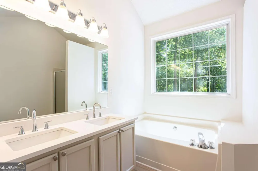 8071 Beachwood DR Murrayville, GA 30564