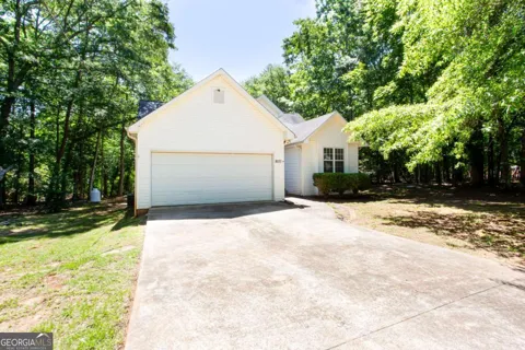 8071 Beachwood DR
