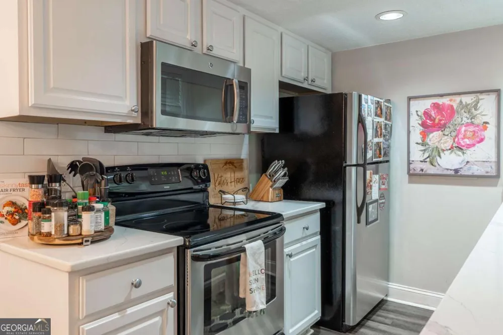 6900 Roswell RD Sandy Springs, GA 30328