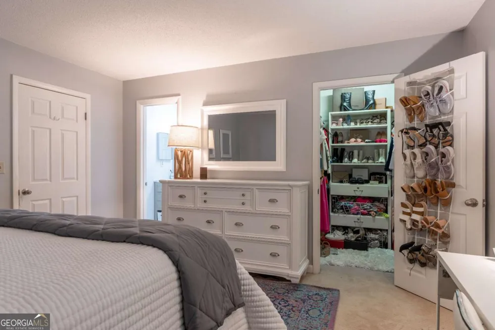 6900 Roswell RD Sandy Springs, GA 30328