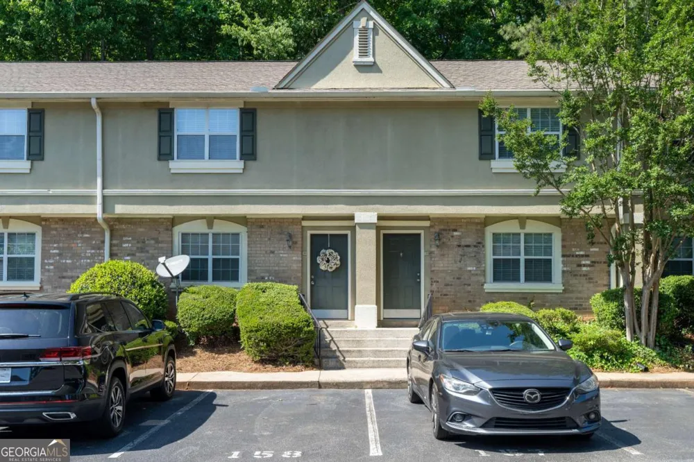 6900 Roswell RD Sandy Springs, GA 30328