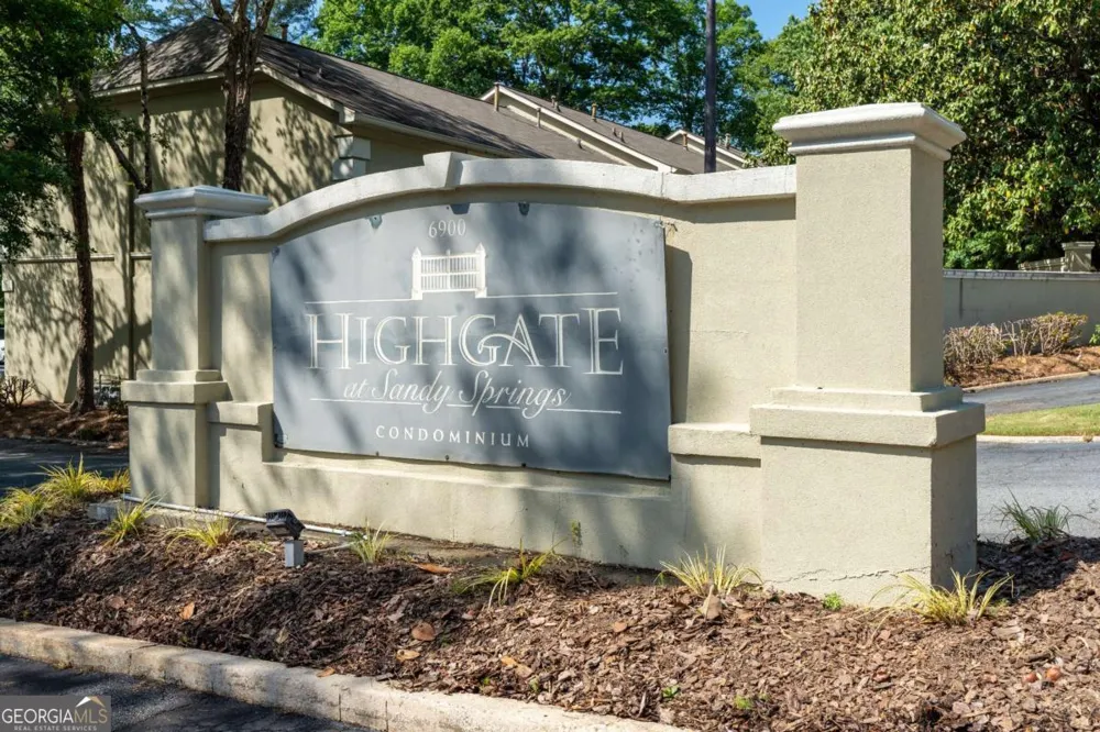 6900 Roswell RD Sandy Springs, GA 30328