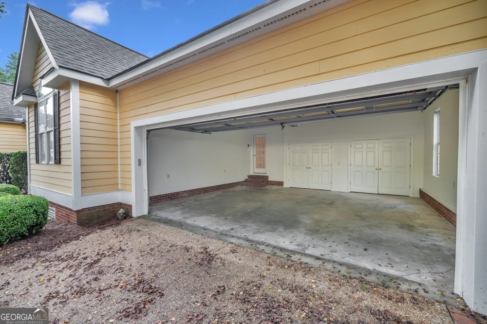 104 Westlake CIR Americus, GA 31709