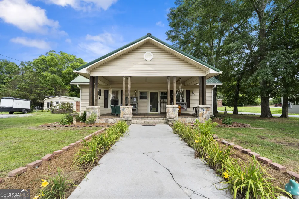17 Lyerly Dam RD Lyerly, GA 30730