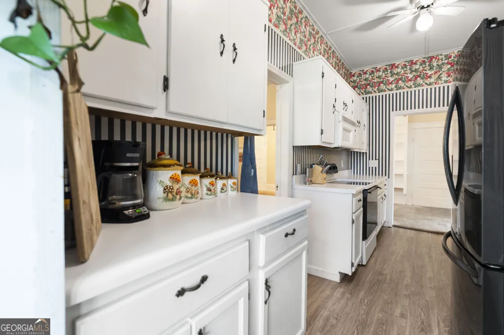 17 Lyerly Dam RD Lyerly, GA 30730