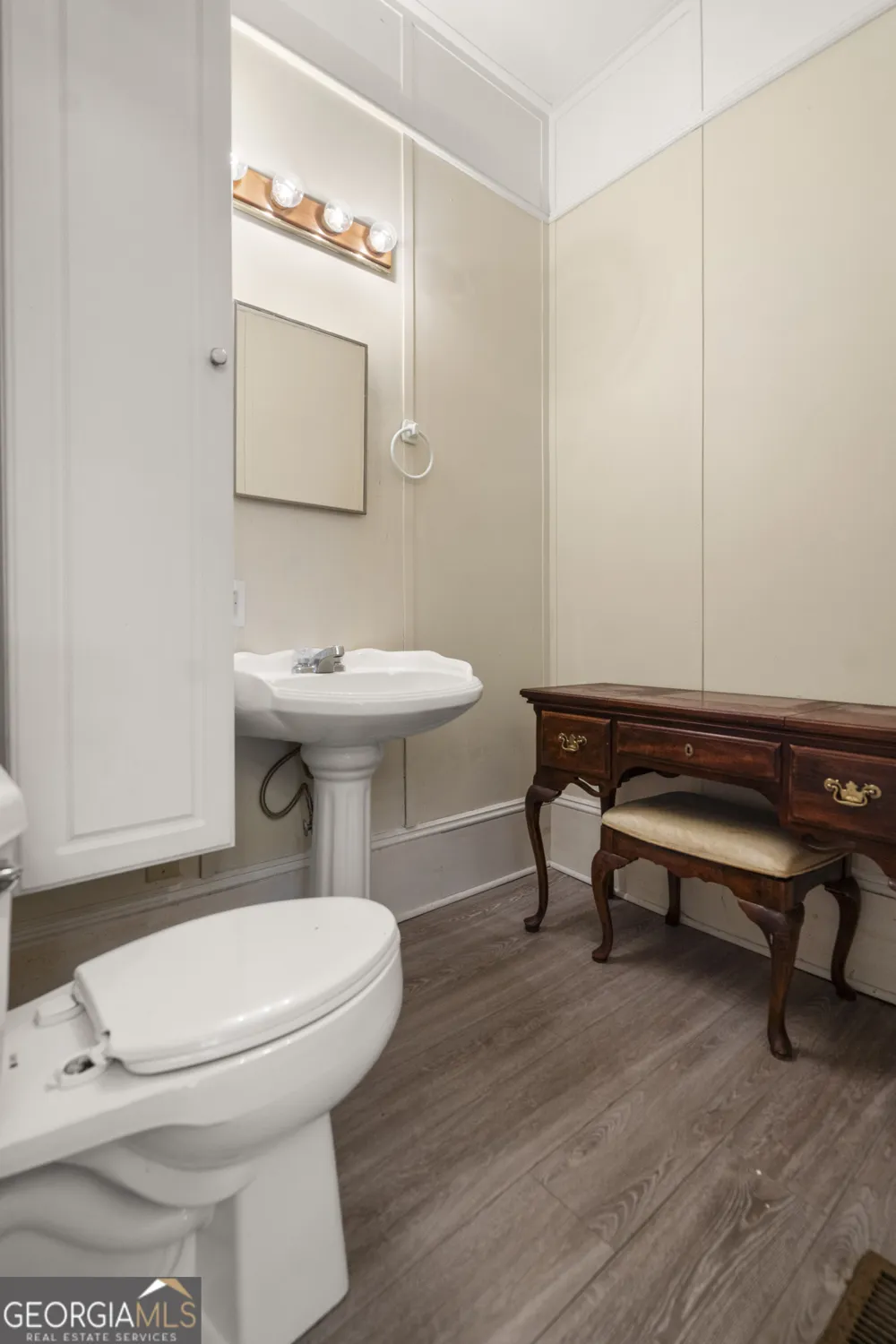 17 Lyerly Dam RD Lyerly, GA 30730