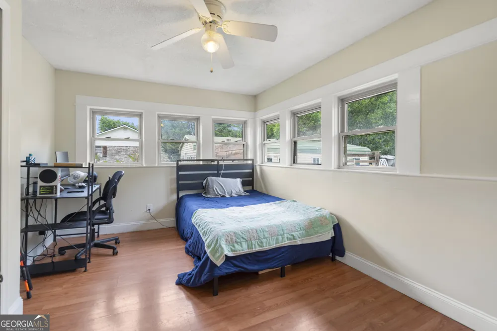 17 Lyerly Dam RD Lyerly, GA 30730