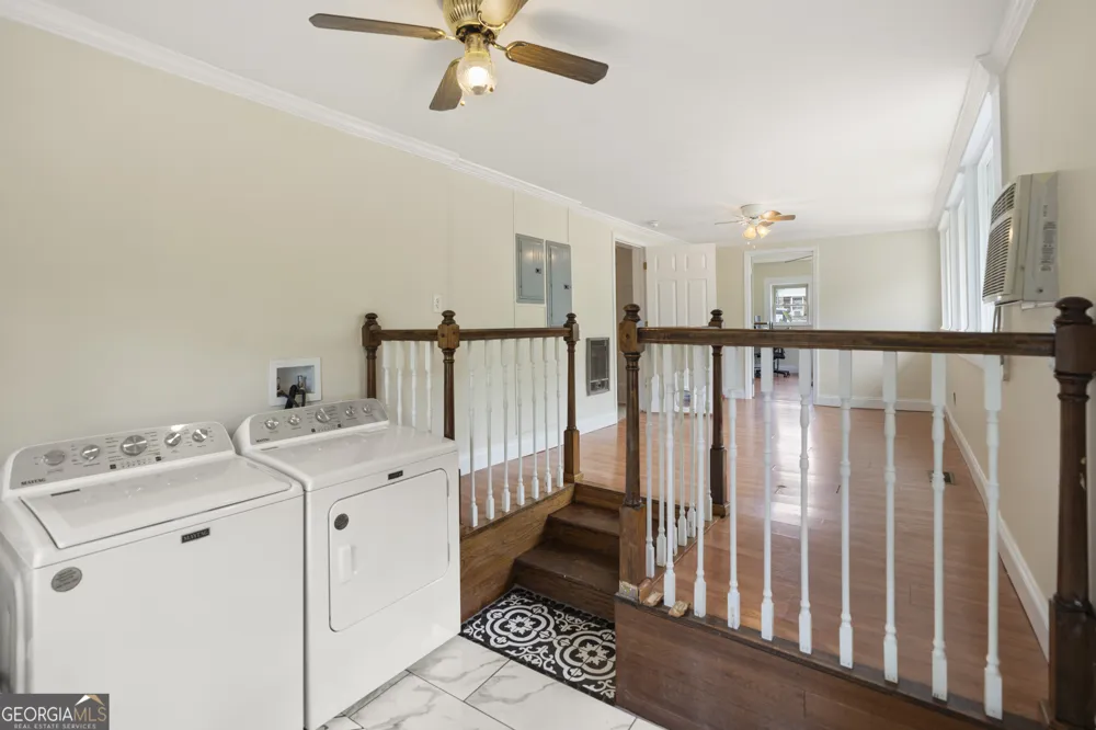 17 Lyerly Dam RD Lyerly, GA 30730
