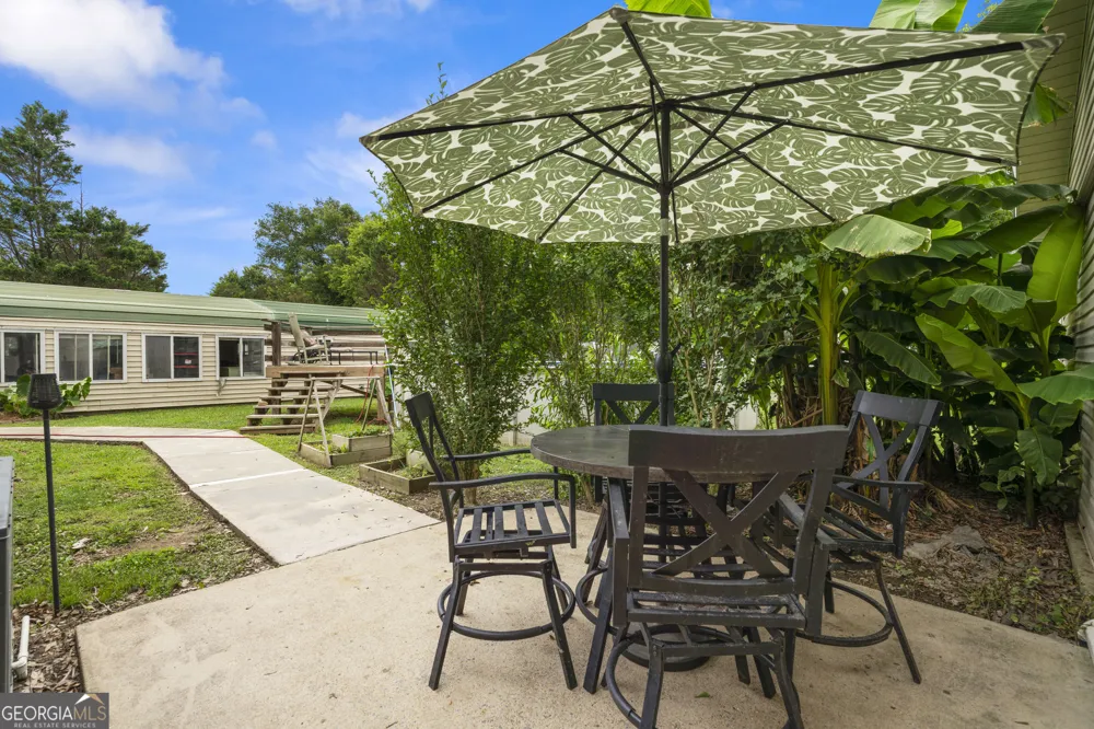 17 Lyerly Dam RD Lyerly, GA 30730