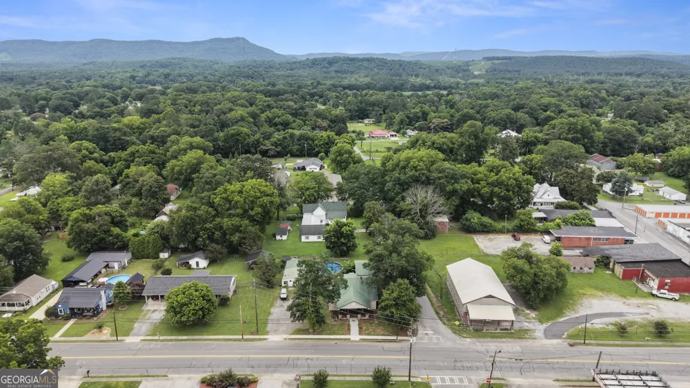 17 Lyerly Dam RD Lyerly, GA 30730