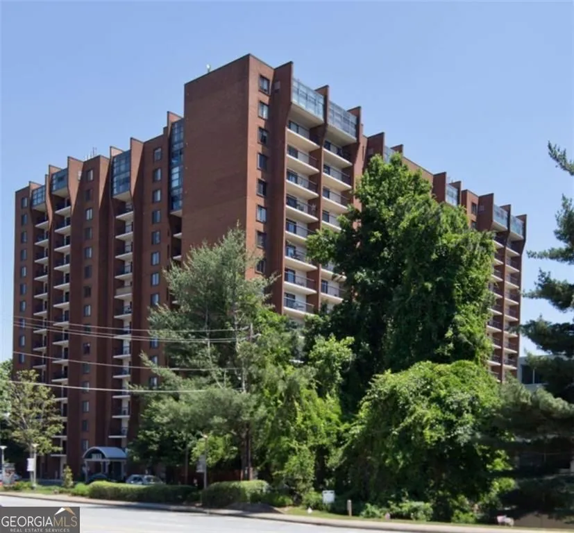 3833 Peachtree RD NE Brookhaven, GA 30319