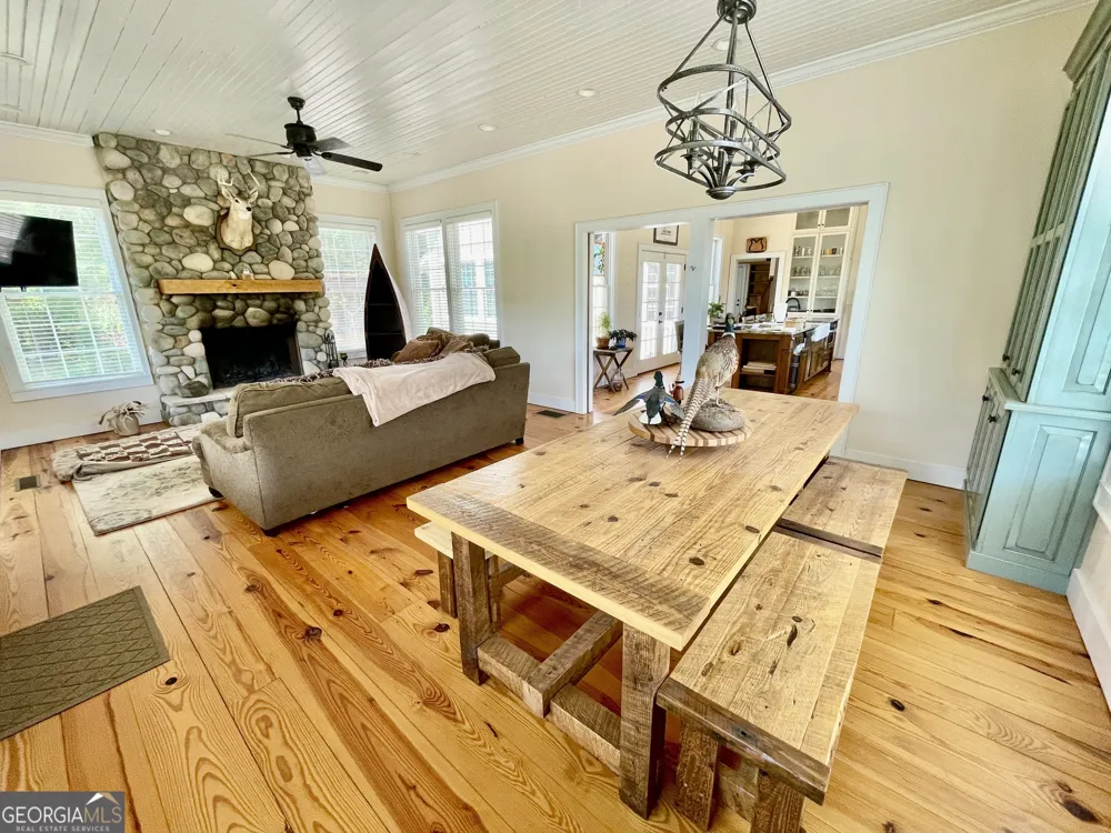 156 Lake Oglethorpe DR Arnoldsville, GA 30619
