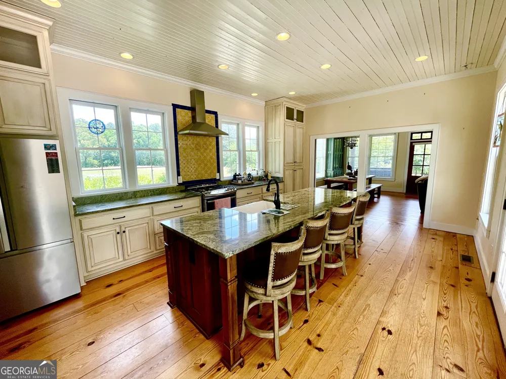 156 Lake Oglethorpe DR Arnoldsville, GA 30619