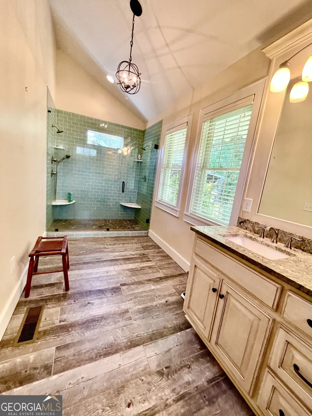 156 Lake Oglethorpe DR Arnoldsville, GA 30619
