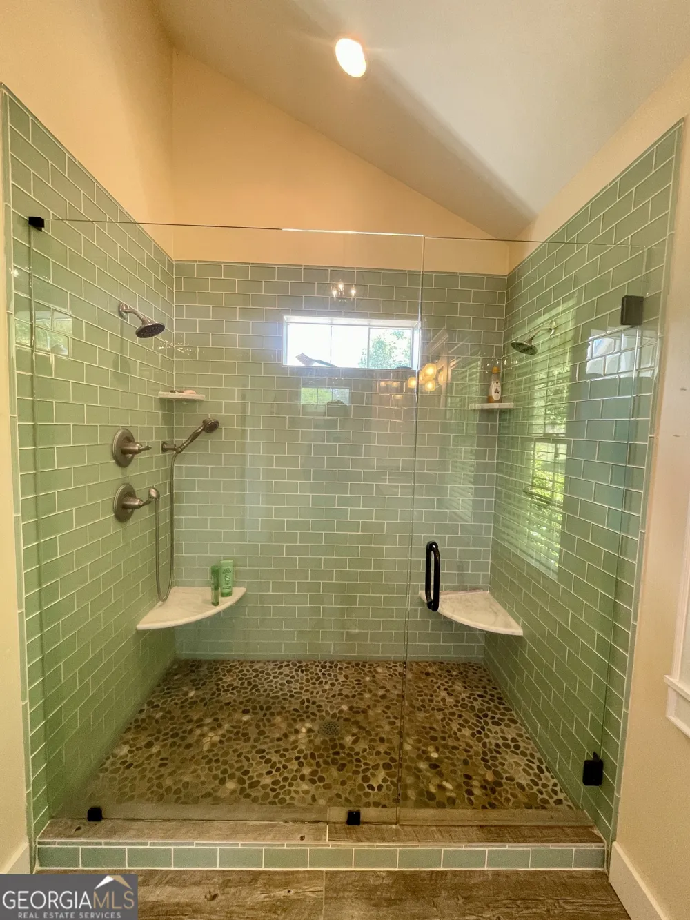 156 Lake Oglethorpe DR Arnoldsville, GA 30619