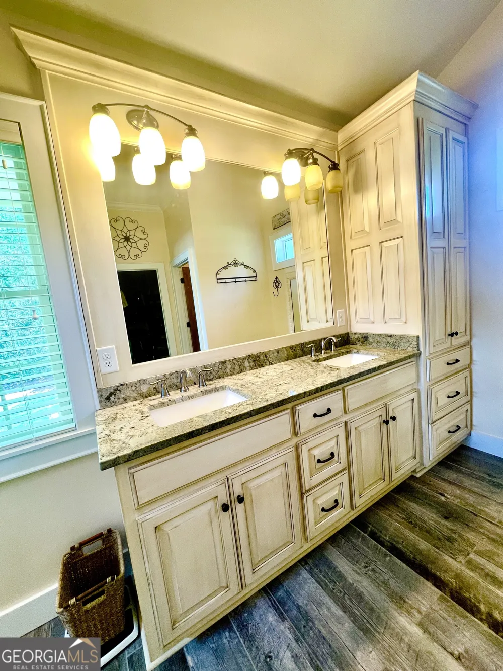 156 Lake Oglethorpe DR Arnoldsville, GA 30619