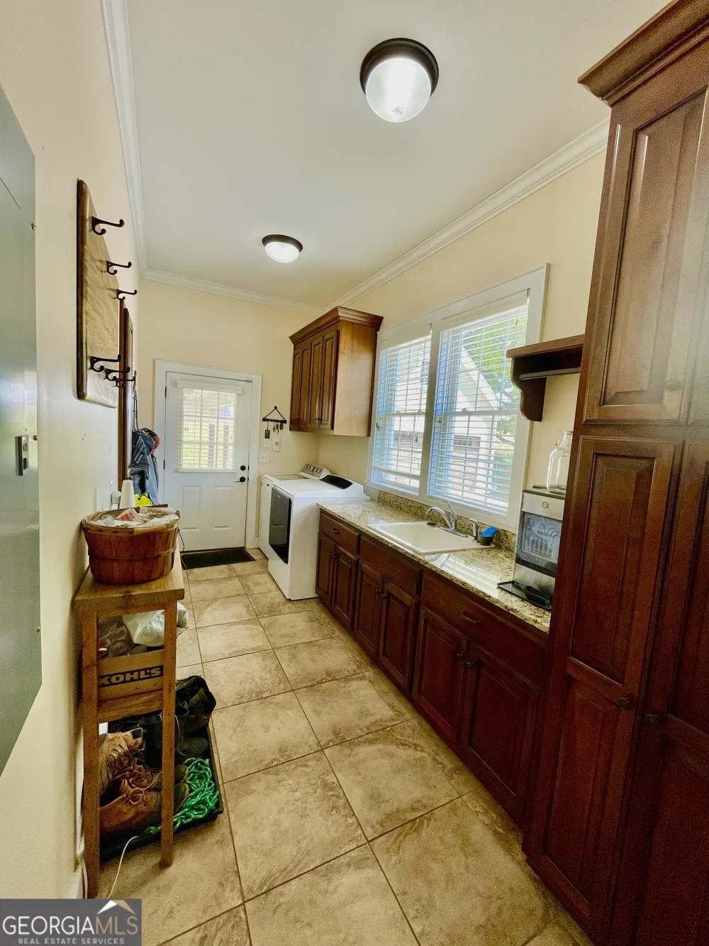 156 Lake Oglethorpe DR Arnoldsville, GA 30619