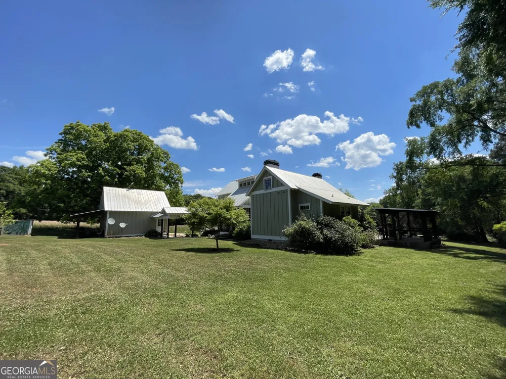 156 Lake Oglethorpe DR Arnoldsville, GA 30619