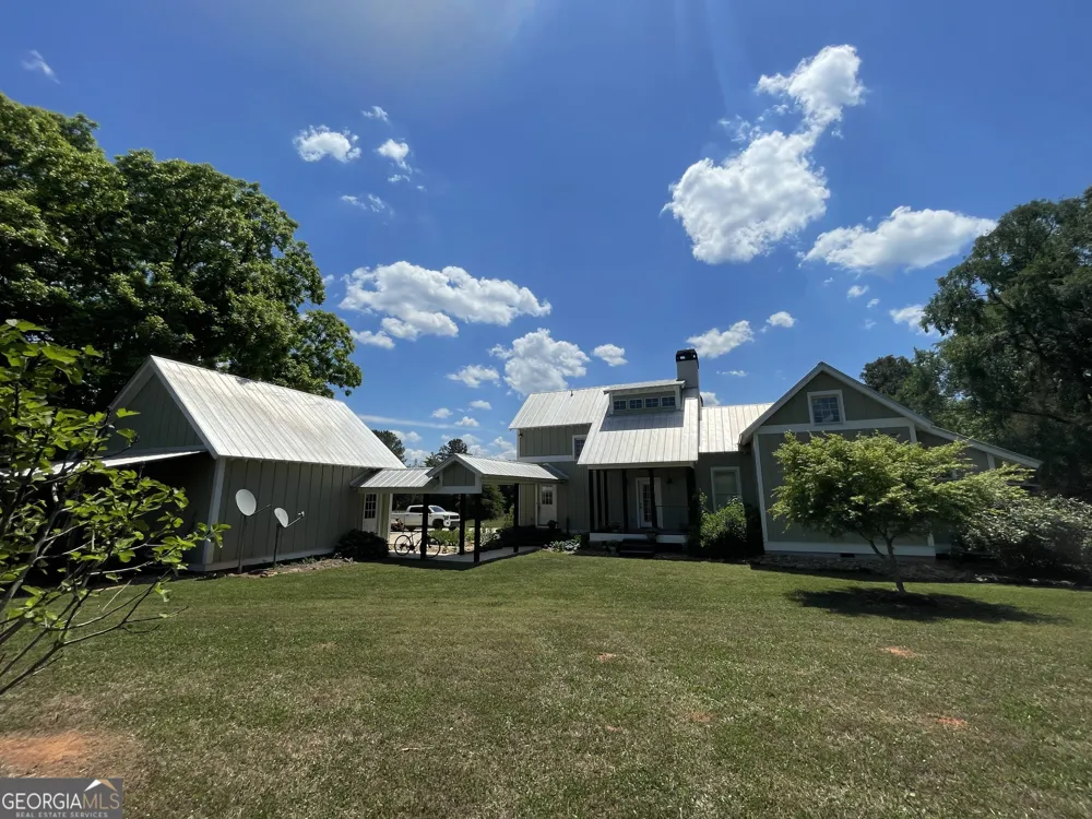 156 Lake Oglethorpe DR Arnoldsville, GA 30619