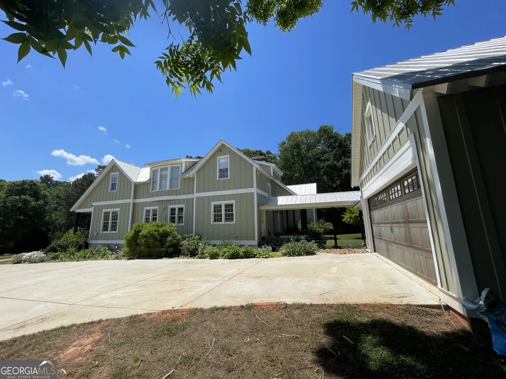 156 Lake Oglethorpe DR Arnoldsville, GA 30619