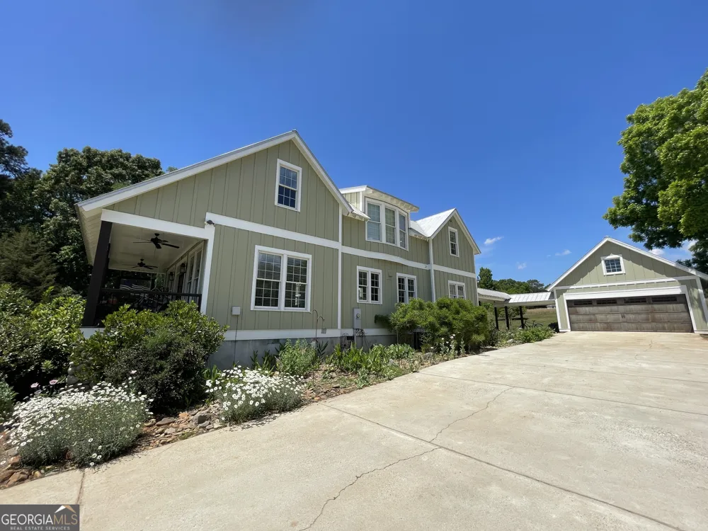 156 Lake Oglethorpe DR Arnoldsville, GA 30619