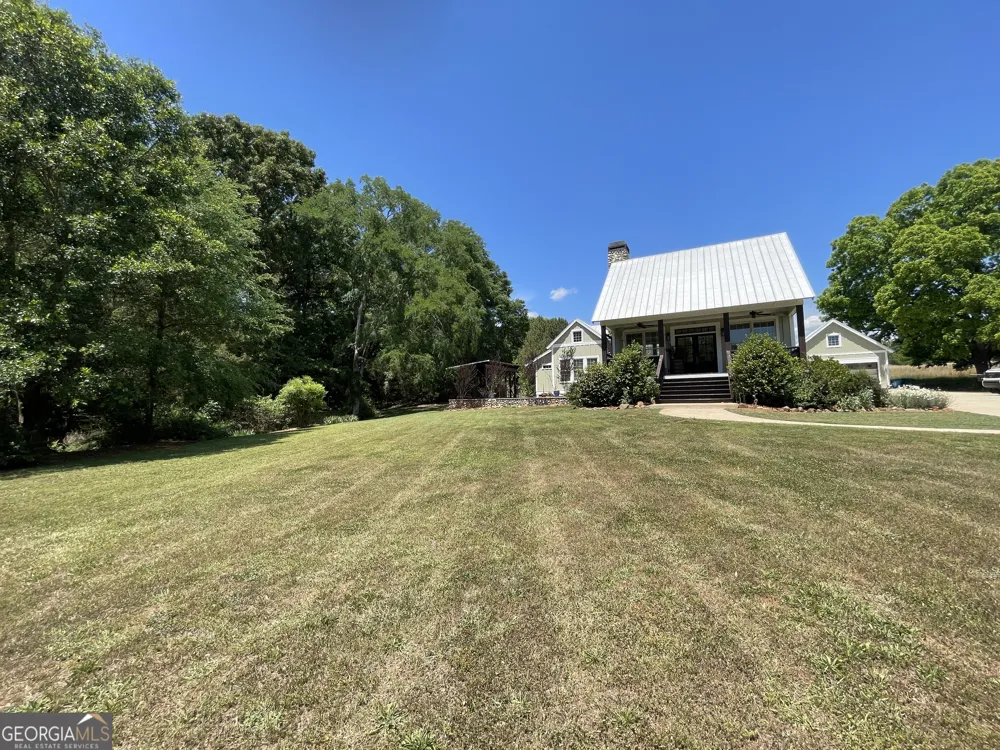 156 Lake Oglethorpe DR Arnoldsville, GA 30619
