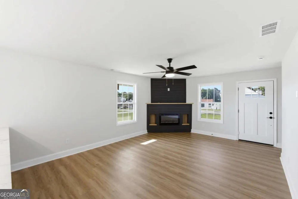 257 Marsh Glen DR Jonesboro, GA 30238