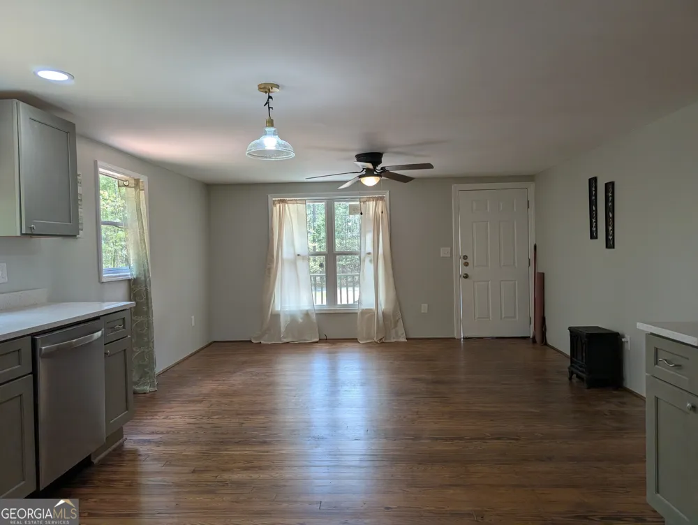 107 S Gates RD Pine Mountain, GA 31822