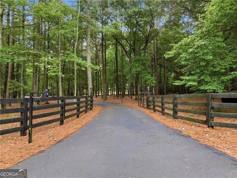 582 Knox Chapel RD Social Circle, GA 30025