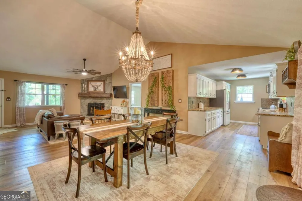 18 Tranquility TRL Blairsville, GA 30512