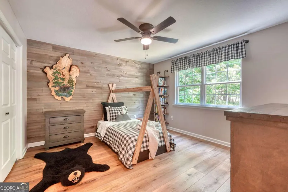 18 Tranquility TRL Blairsville, GA 30512