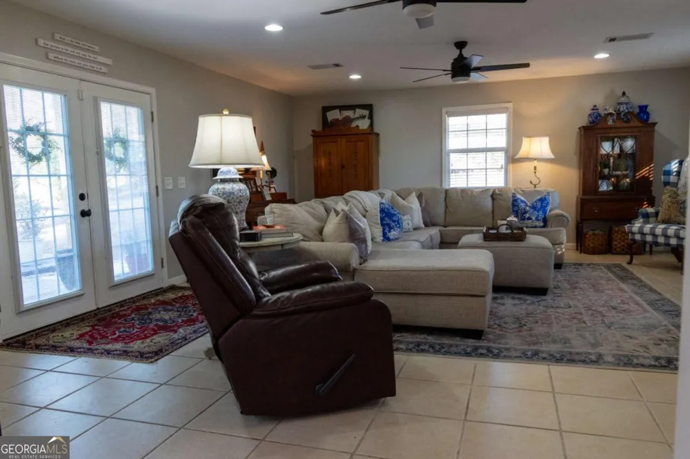 1800 Irene ST Vidalia, GA 30474