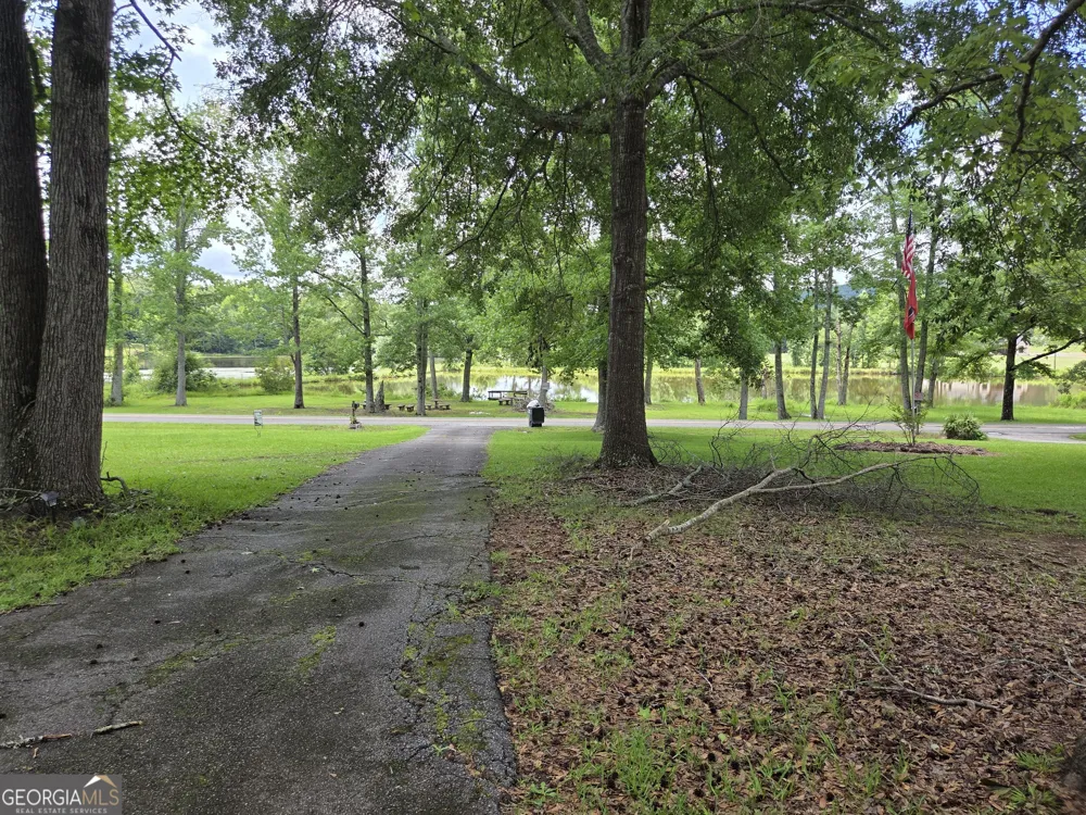 453 Lake DR Manchester, GA 31816