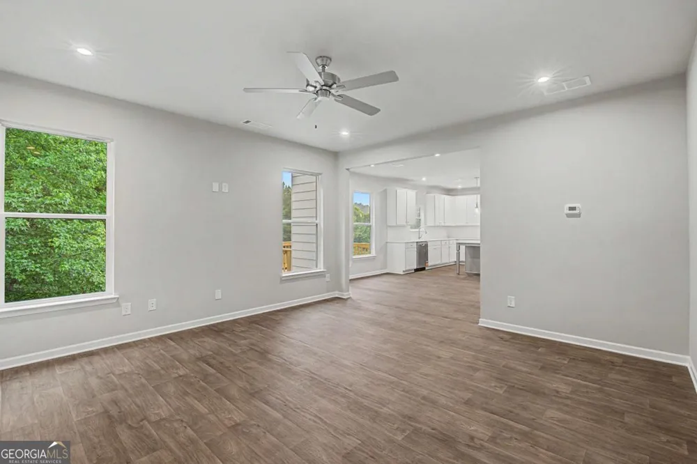 3351 Forest Green DR Douglasville, GA 30135