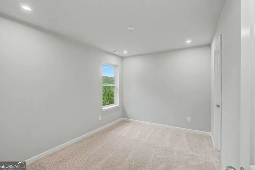 3351 Forest Green DR Douglasville, GA 30135
