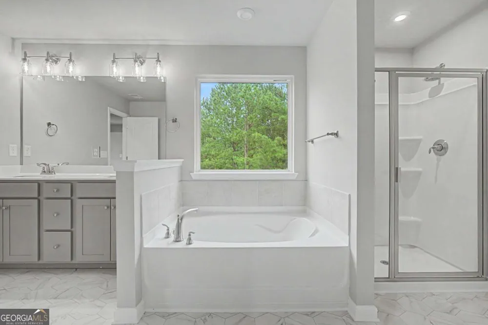 3351 Forest Green DR Douglasville, GA 30135
