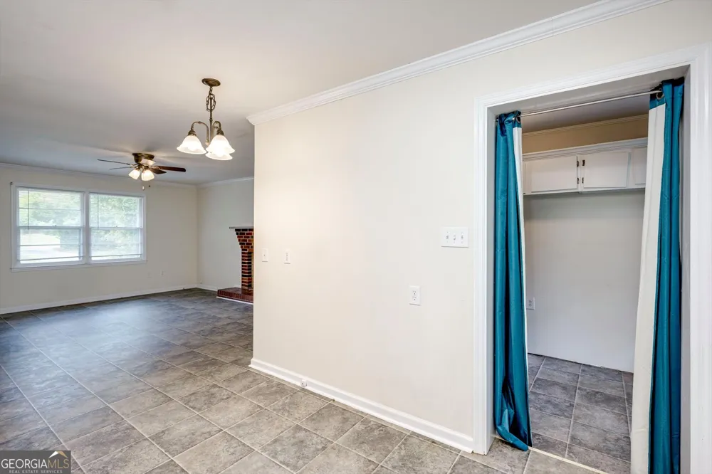 310 Black ST Thomson, GA 30824