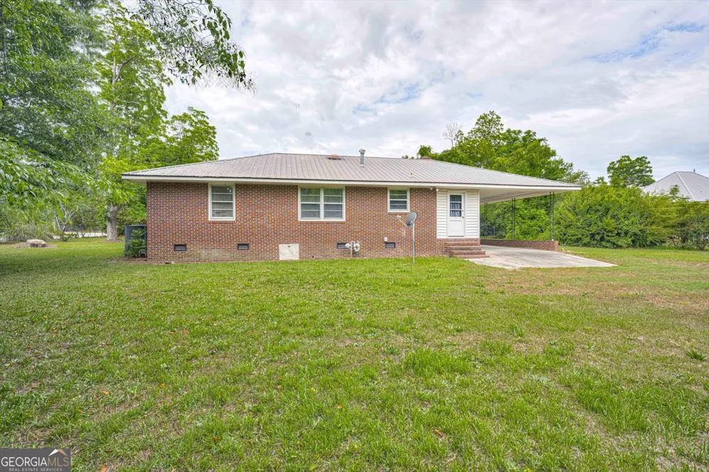 310 Black ST Thomson, GA 30824