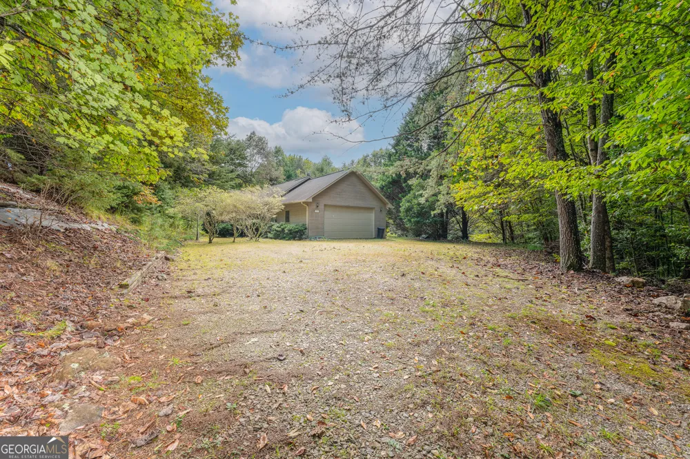 72 Emma Grace LN Blairsville, GA 30512