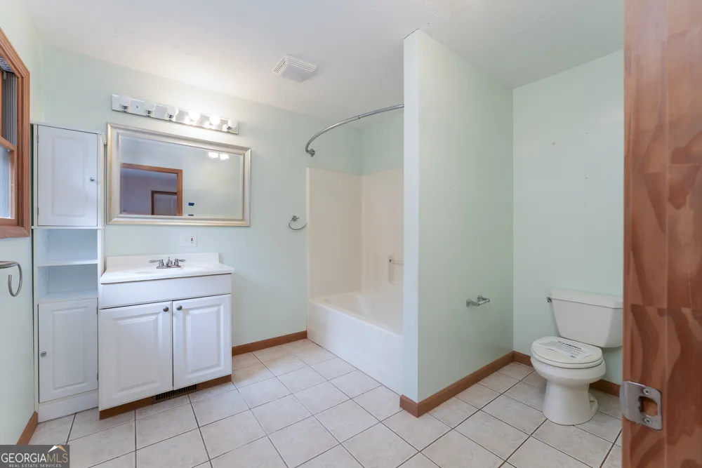 72 Emma Grace LN Blairsville, GA 30512