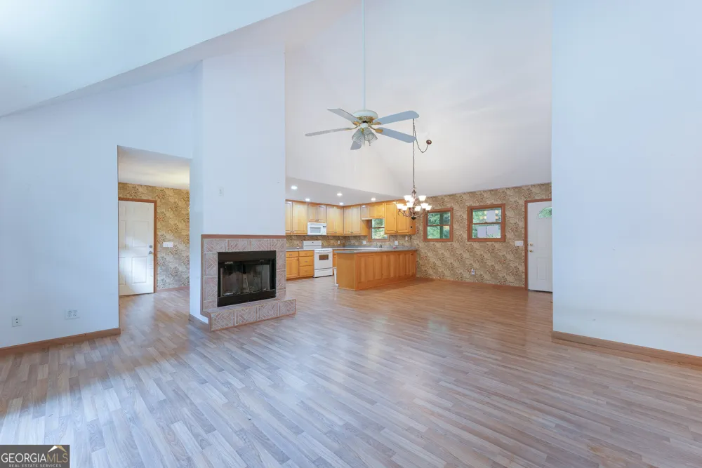 72 Emma Grace LN Blairsville, GA 30512