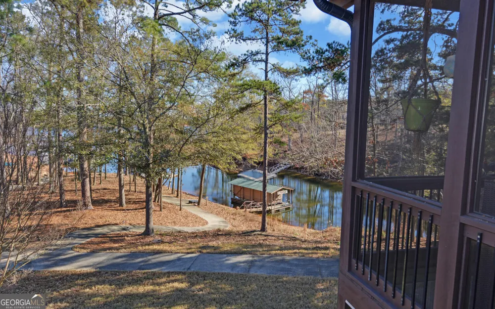 60 Browns Lane RD Hartwell, GA 30643