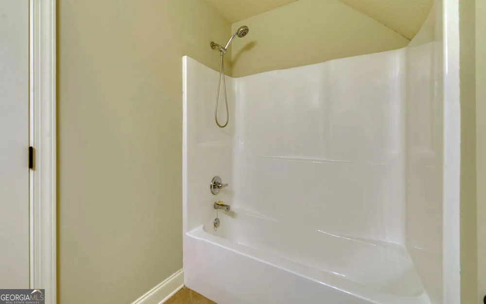 60 Browns Lane RD Hartwell, GA 30643