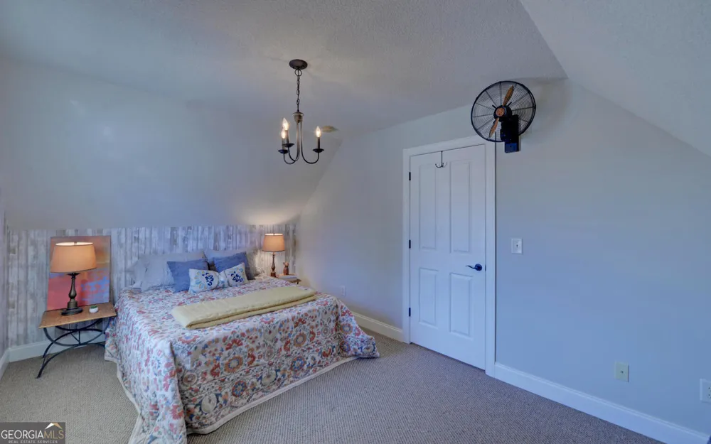 60 Browns Lane RD Hartwell, GA 30643