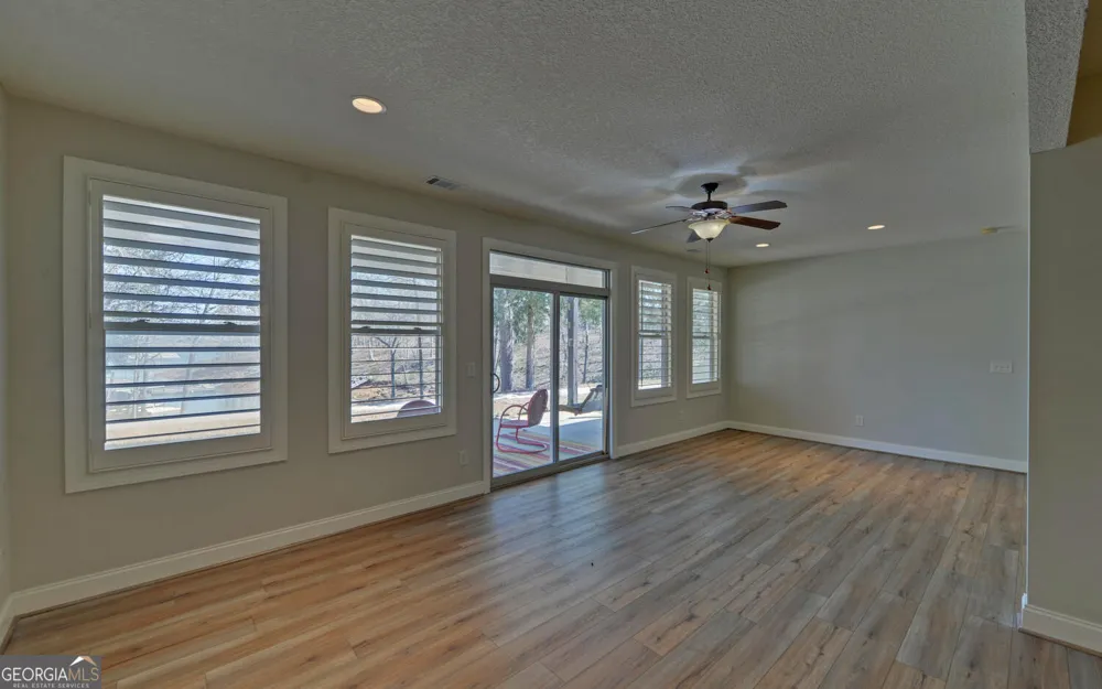 60 Browns Lane RD Hartwell, GA 30643