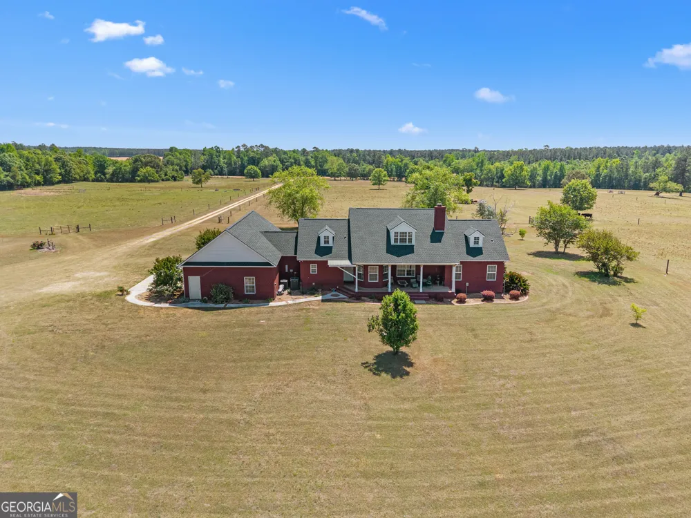 4194 Ivey S. LN Millen, GA 30442